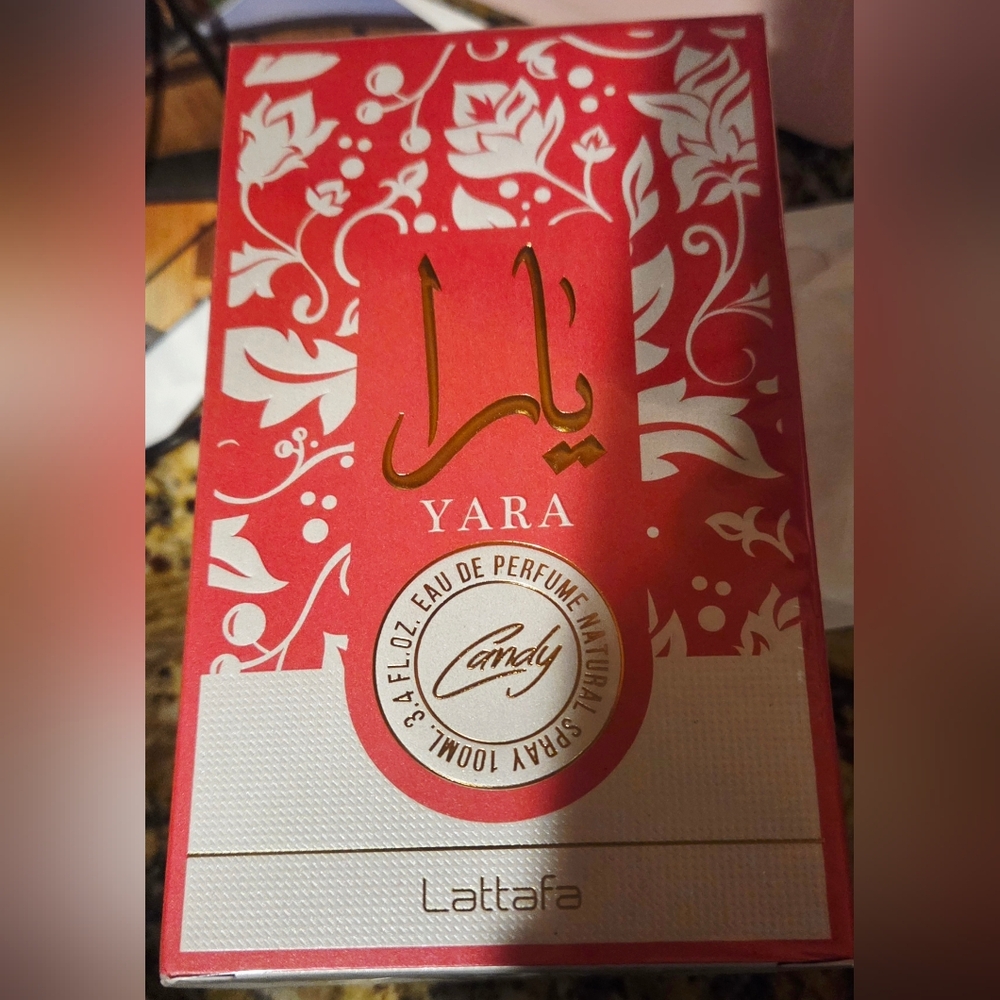 LattafaYara Candy for Women - Picture 5 of 7